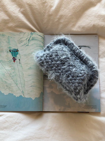 FLUFFY CLOUD bag standard// azzurra lurex con manico