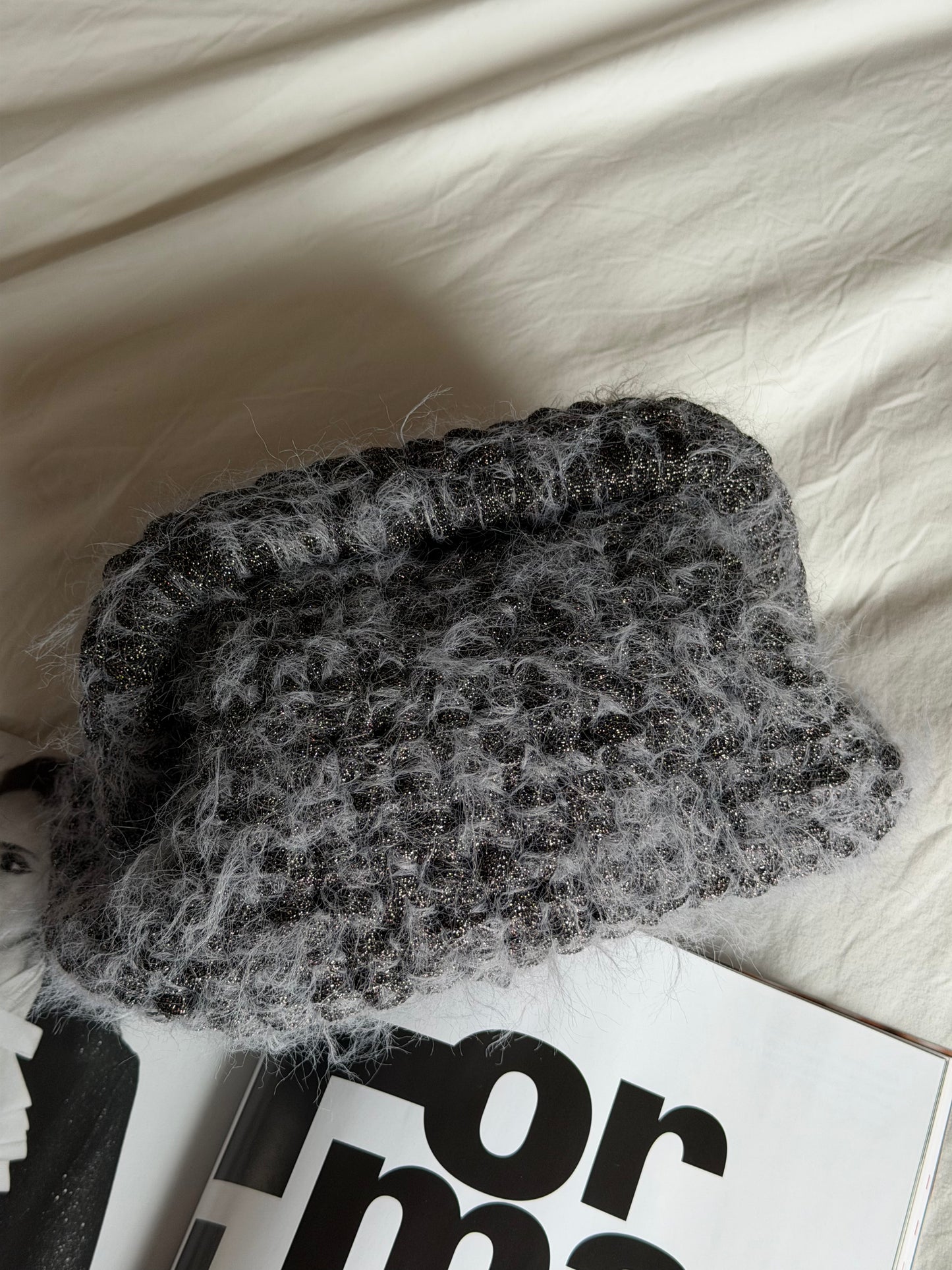 FLUFFY CLOUD bag standard// antracite lurex con manico