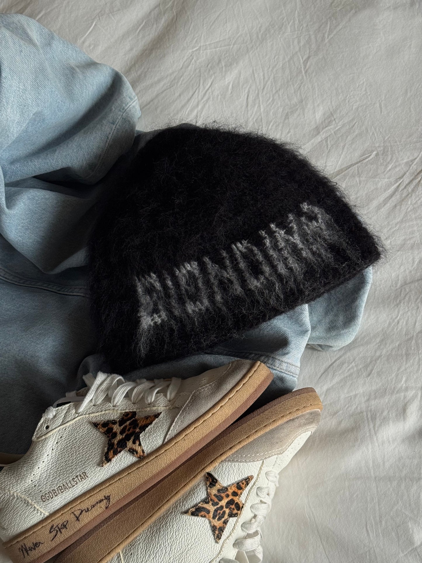 BRUSHED BEANIE// "BIONDINA"