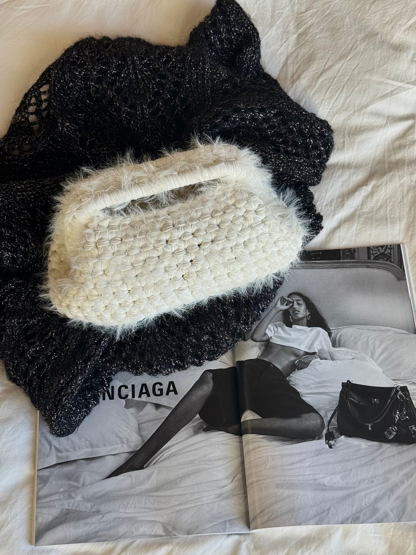 FLUFFY CLOUD bag standard// bianco latte con manico