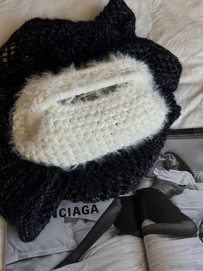 FLUFFY CLOUD bag standard// bianco latte con manico